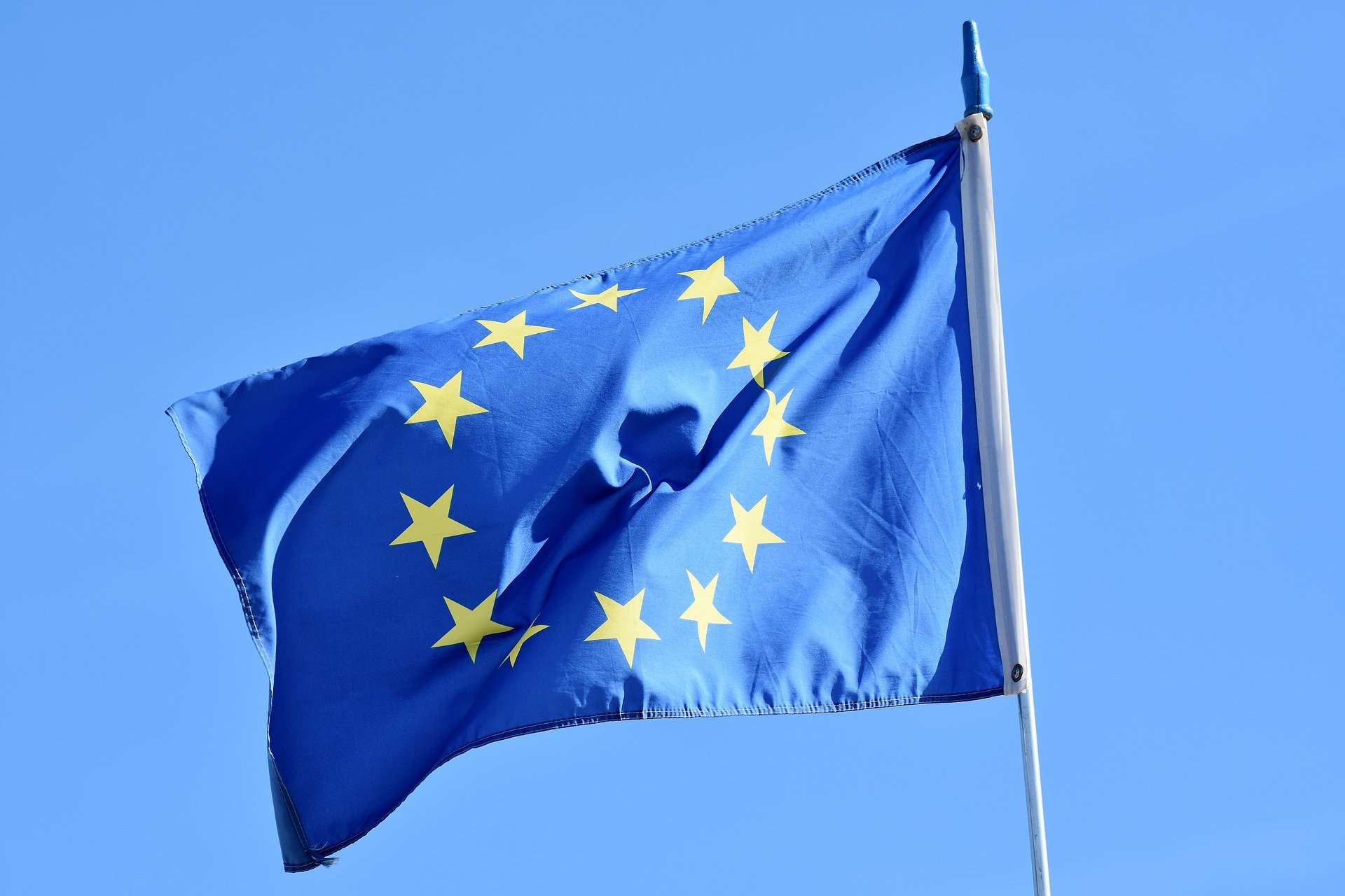 Jednání o fondu obnovy EU ovlivňuje trhy