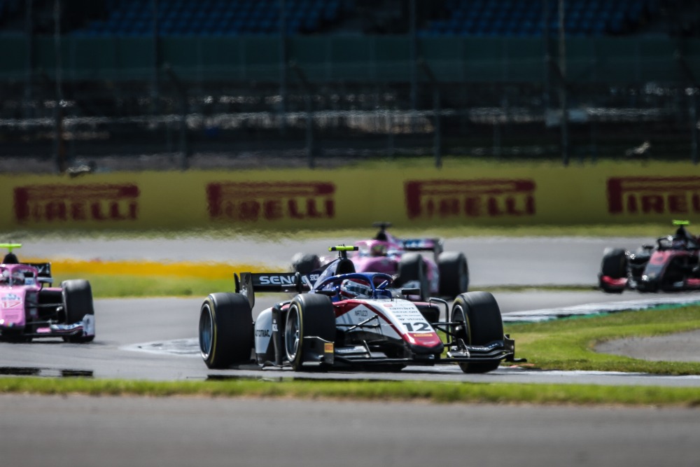 F2 pokračuje na Silverstone: Delétraz chce na pódium, Piquet první body