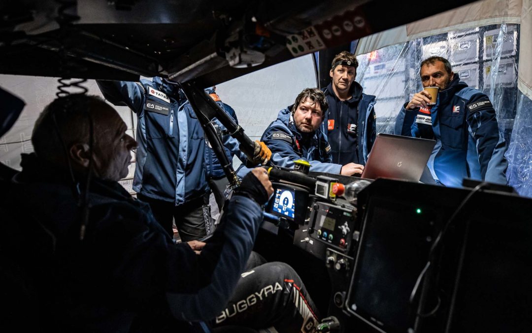 Casale dosáhl etapového maxima, Macháčkovy mechanické schopnosti zachránily Dakar